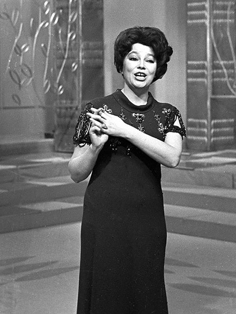 Иллюстрация к книге — Новый год в России. История праздника [i_214.jpg]