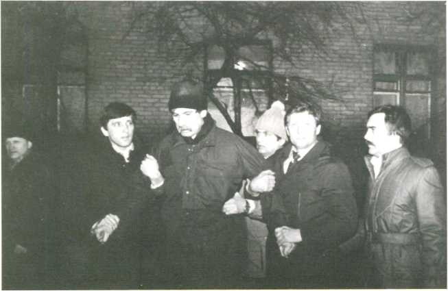 Иллюстрация к книге — Записки контрразведчика. Взгляд изнутри на противоборство КГБ и ЦРУ, и не только [i_036.jpg]