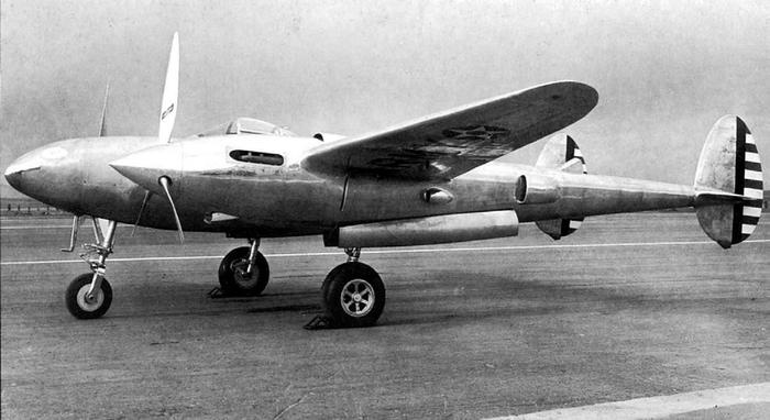 Иллюстрация к книге — Истребитель-«молния» P-38 «Лайтнинг» [i_017.jpg]