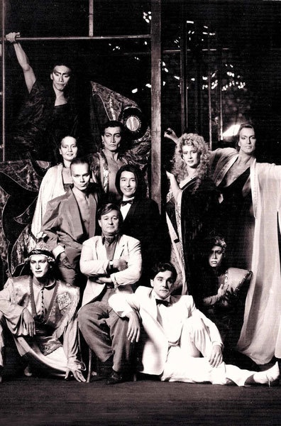 Иллюстрация к книге — Театральные люди [i_011.jpg]