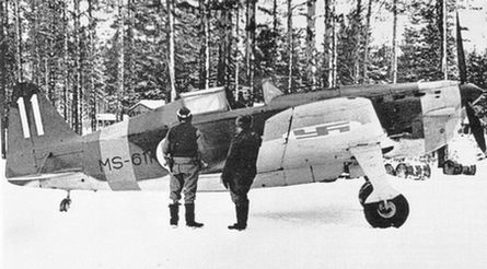 Иллюстрация к книге — Французские истребители Второй Мировой [i_077.jpg]