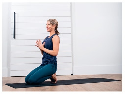 Иллюстрация к книге — Силовая йога. Энергия. Концентрация. Баланс [i_617.jpg]