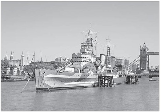 Иллюстрация к книге — История плавающих средств. От плота до субмарины [i_065.jpg]