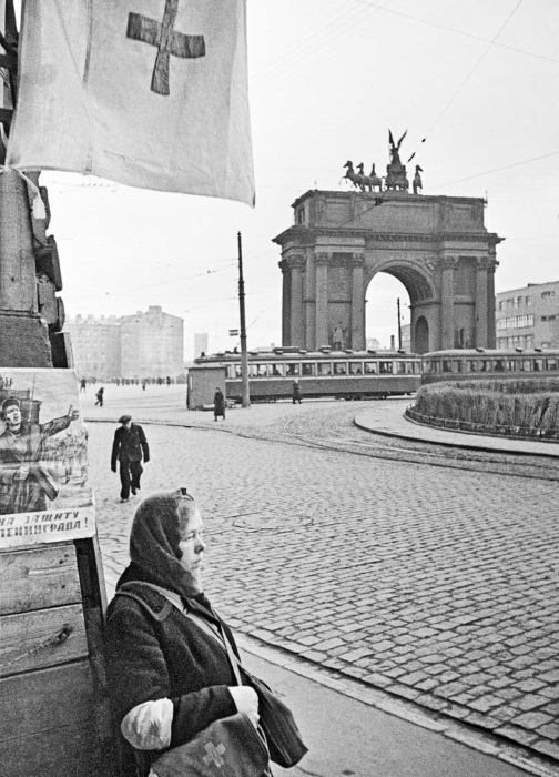 Иллюстрация к книге — Я был там: история мальчика, пережившего блокаду. Воспоминания простого человека о непростом времени [i_036.jpg]