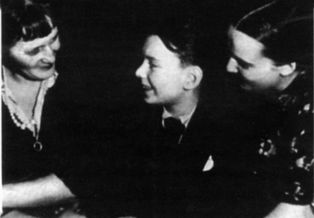 Иллюстрация к книге — Судьба и ремесло [image11.jpg]