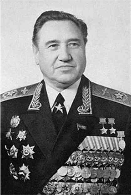 Иллюстрация к книге — Москва ельцинская. Хроники президентского правления [i_255.jpg]