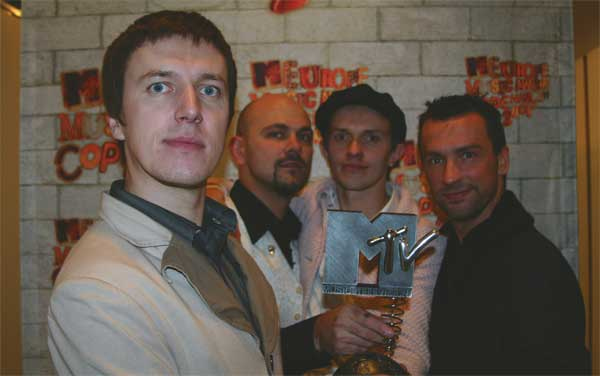 Иллюстрация к книге — BrainStorm: Ты не один. От песочницы до стадиона [i_205.jpg]