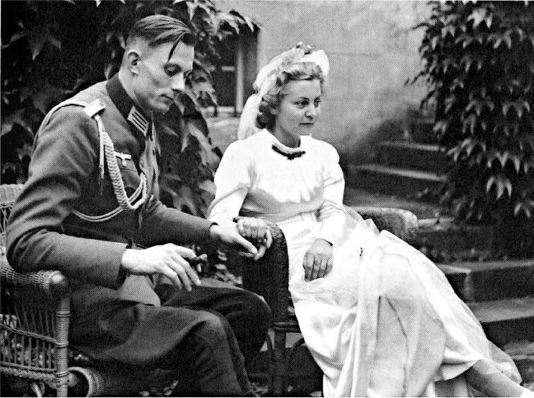Иллюстрация к книге — Мобилизованная нация. Германия 1939–1945 [i_042.jpg]
