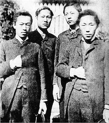 Иллюстрация к книге — Корея Южная и Северная. Полная история [i_082.jpg]