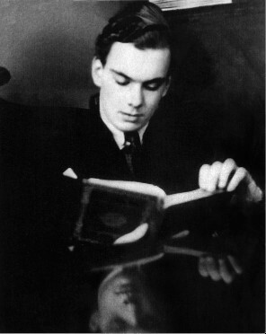 Иллюстрация к книге — Сундук артиста [i_024.jpg]