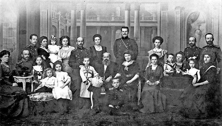 Иллюстрация к книге — Русские эмигранты и их потомки. Истории успеха [i_037.jpg]