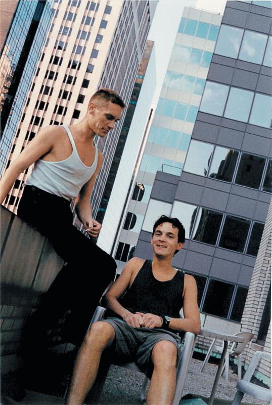 Иллюстрация к книге — Георгий Гурьянов: «Я и есть искусство» [img_33.jpg]