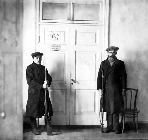 Иллюстрация к книге — С царем в Тобольске. Воспоминания охранника Николая II [i_007.jpg]