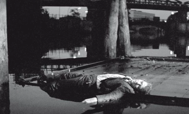 Иллюстрация к книге — Меморандум Квиллера [i_010.webp]