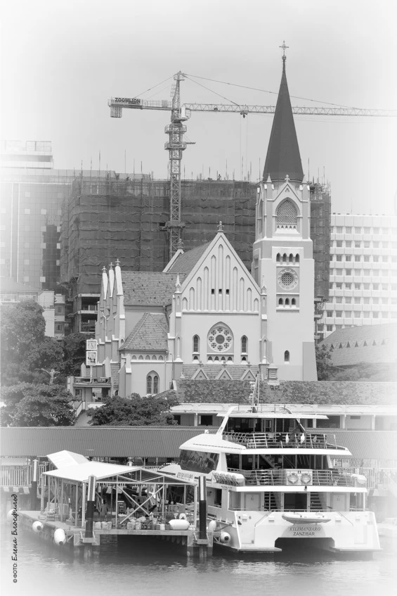 Иллюстрация к книге — Танзания без тормозов, или Вынос мозга по-африкански. Записки путешественника [book-illustration-17.webp]