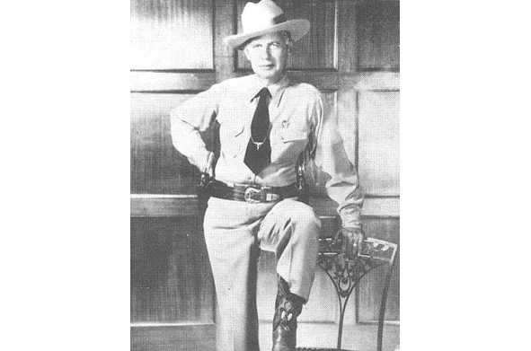 Иллюстрация к книге — Сыны Сэма. Убийцы влюбленных парочек [book-illustration-138.webp]