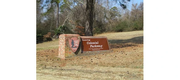 Иллюстрация к книге — Сыны Сэма. Убийцы влюбленных парочек [book-illustration-46.webp]