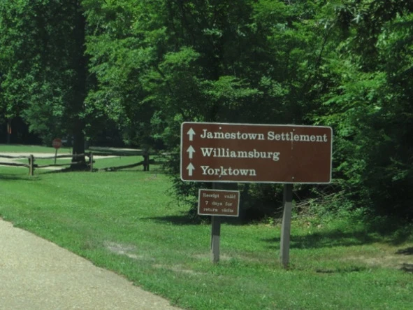 Иллюстрация к книге — Сыны Сэма. Убийцы влюбленных парочек [book-illustration-48.webp]