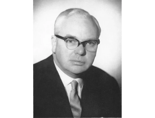 Иллюстрация к книге — Раздеватель. Хаммерсмитские убийства [book-illustration-19.webp]