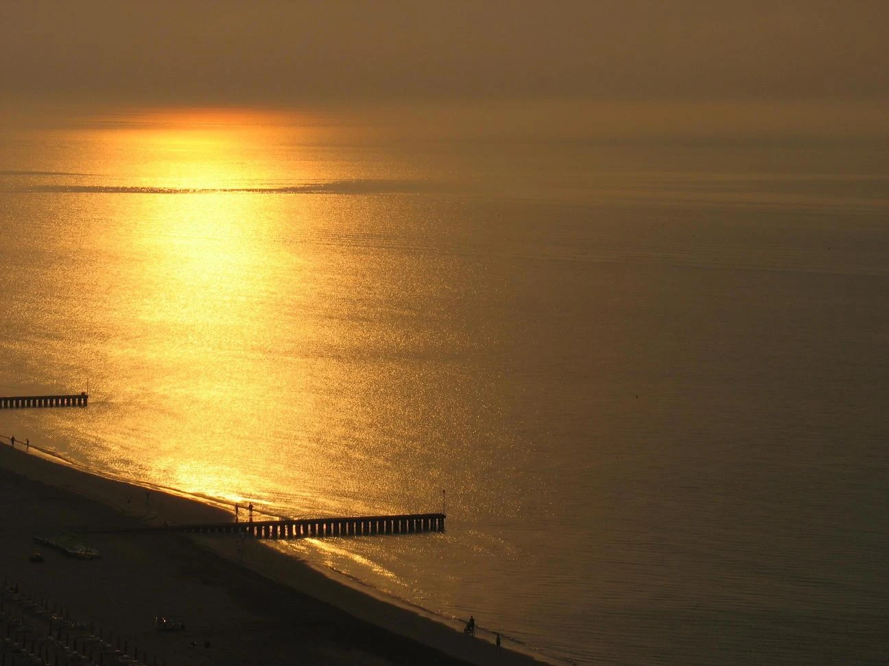 Иллюстрация к книге — Бьющий на взлете [book-illustration-17.webp]