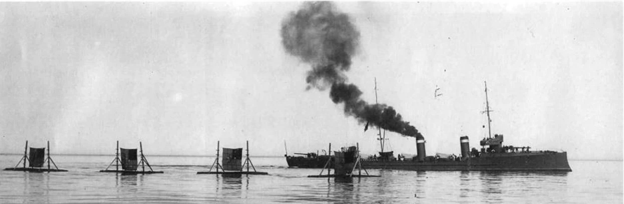 Иллюстрация к книге — Живые! Помните погибших моряков! Книга 2 [book-illustration-10.webp]