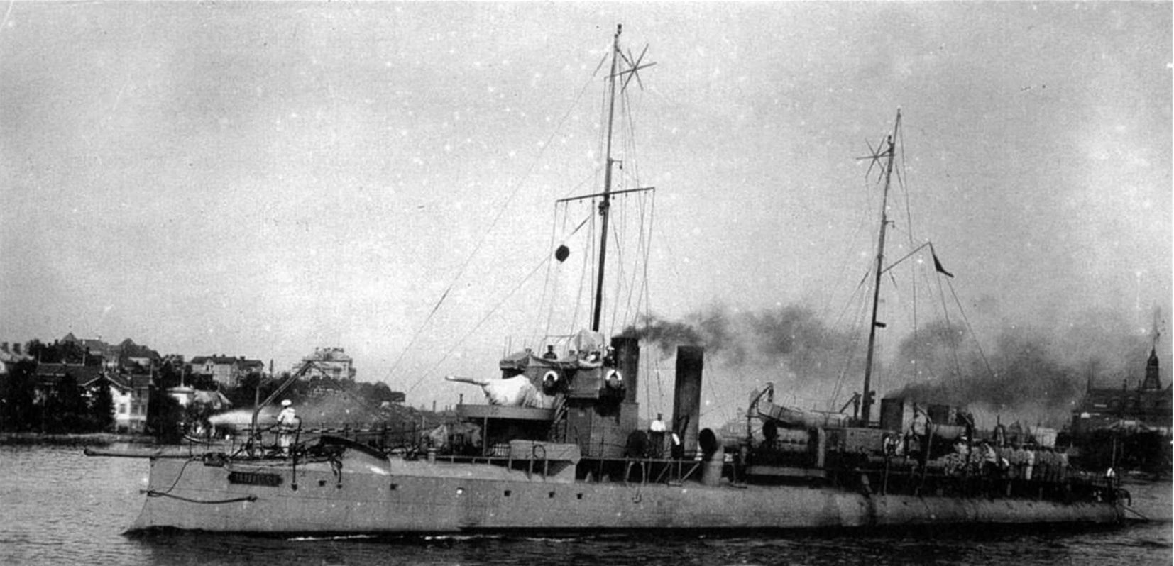 Иллюстрация к книге — Живые! Помните погибших моряков! Книга 2 [book-illustration-3.webp]